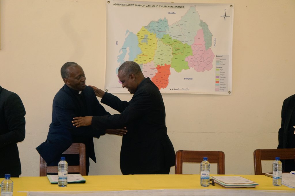 “Bishop Jean Bosco Ntagungira Welcomed at 171st General Assembly of Bishops in Kigali”