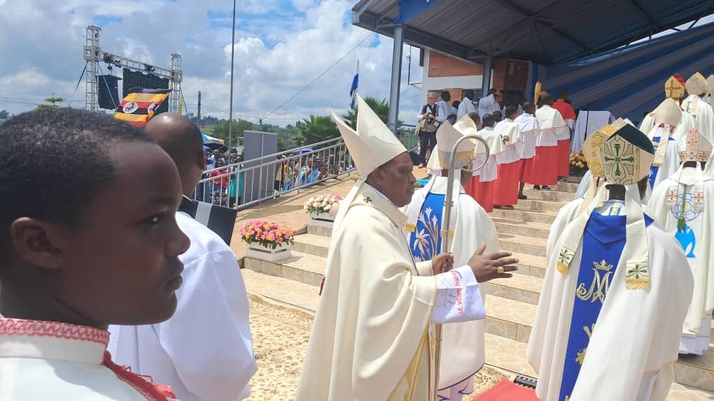 Bishops in Rwanda Gathered at Kibeho and Mass Celebrated by Cardinal Kambanda